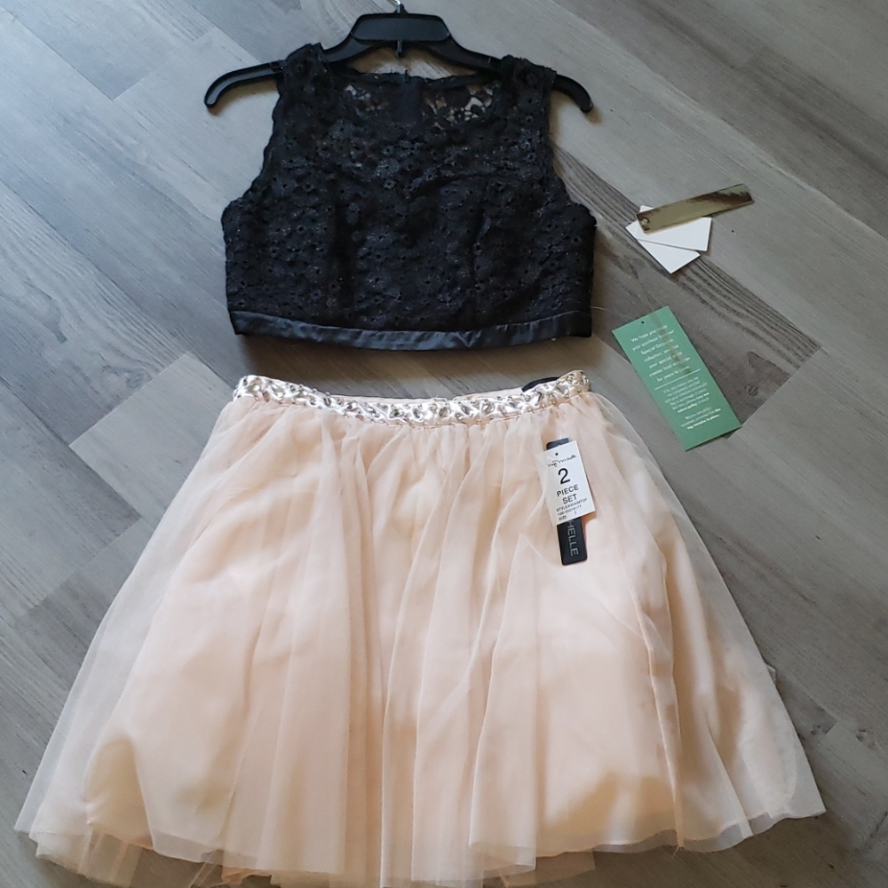 Crop top with skirt